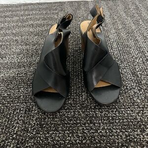CLARKS Artisan Women’s Sandals Chunky Heel Black Leather Dress Office 8 1/2 M